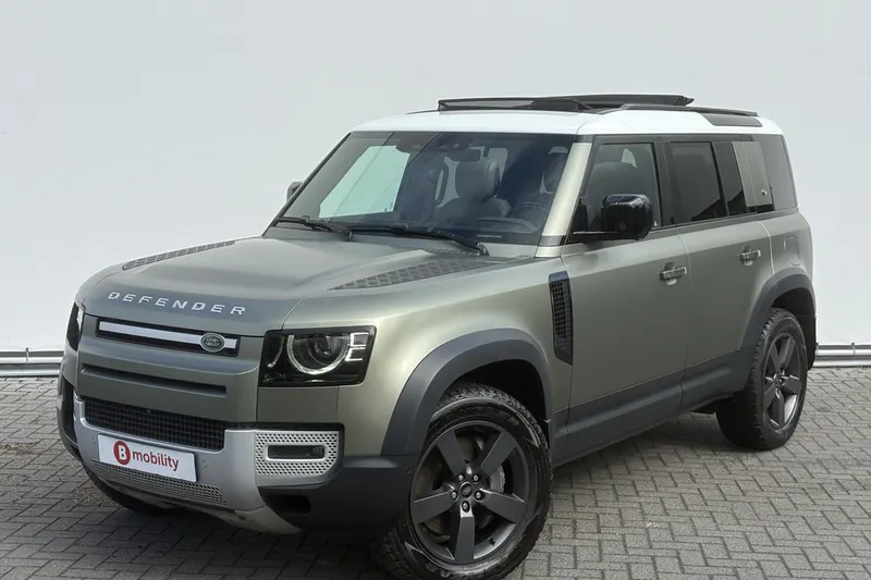Land Rover Defender (2021)