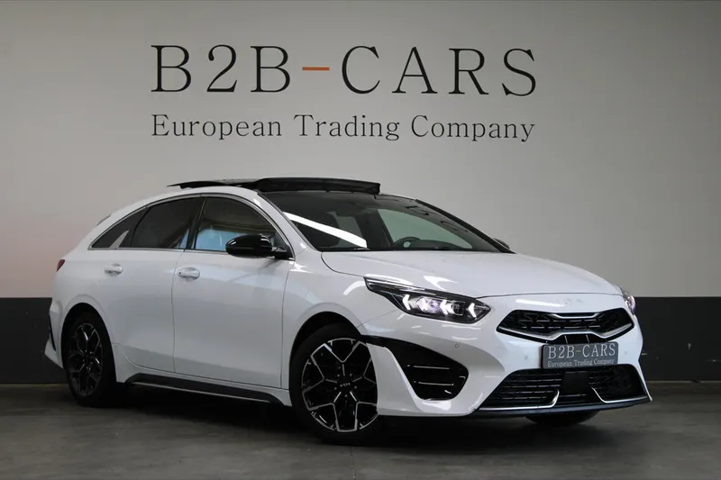 Kia ProCeed (2022)