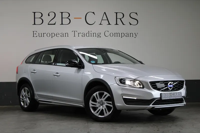 Volvo V60 Cross Country (2018)