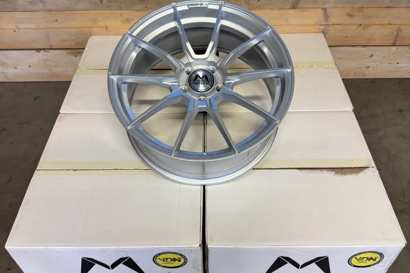 View Motec Ultralight (0)
