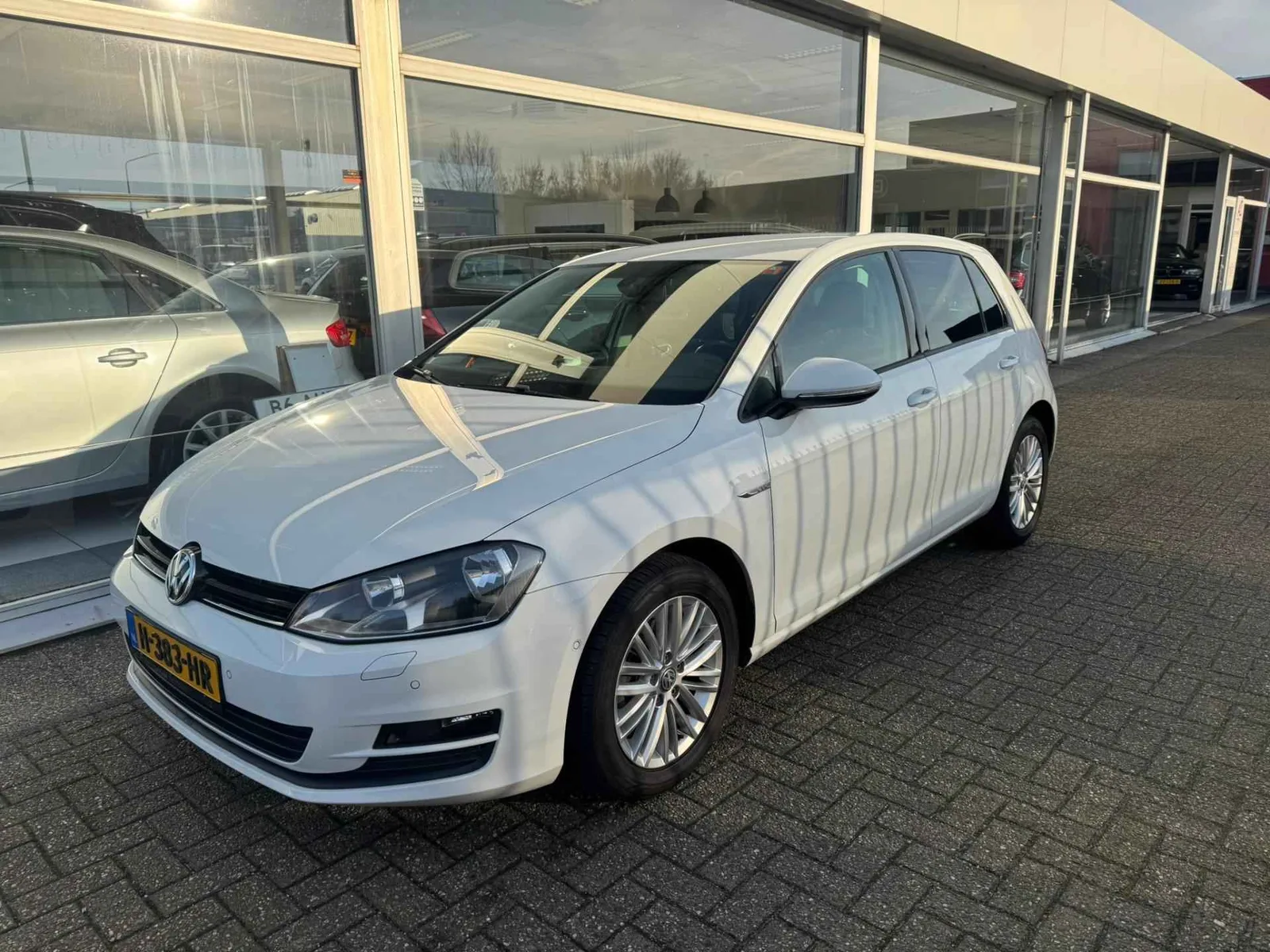Volkswagen Golf (2014) — foto 1