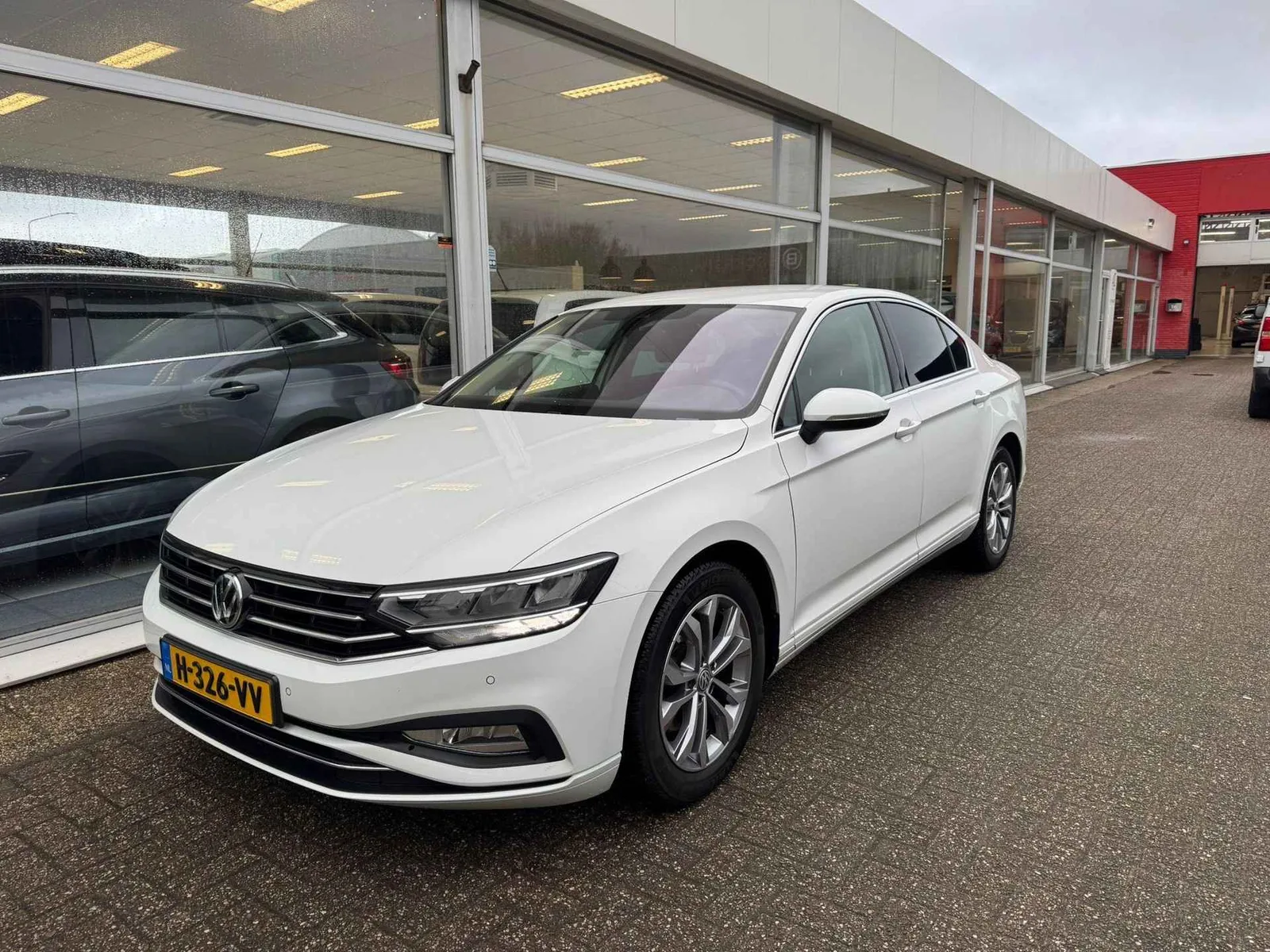 Volkswagen Passat (2020) — foto 1
