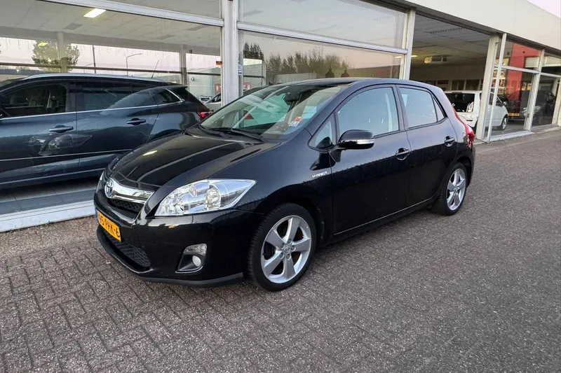Toyota Auris (2011)