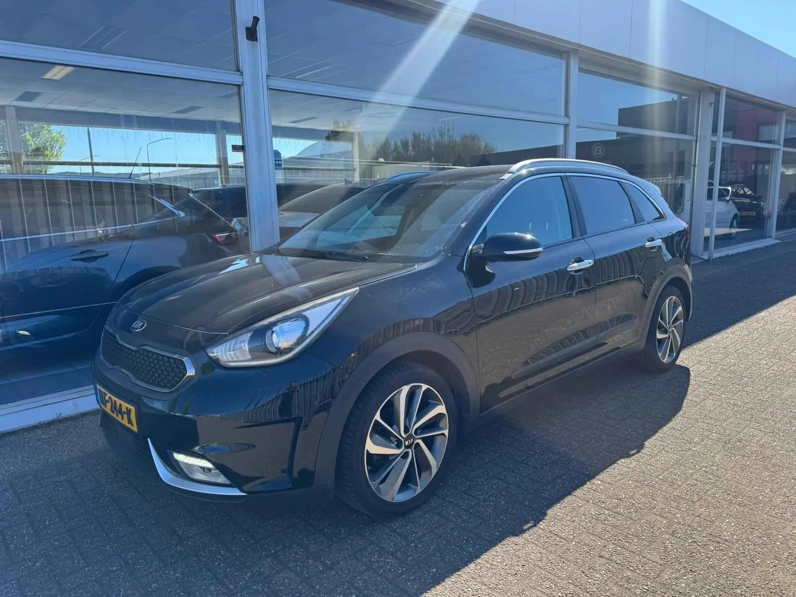 Kia Niro (2016) — foto 1