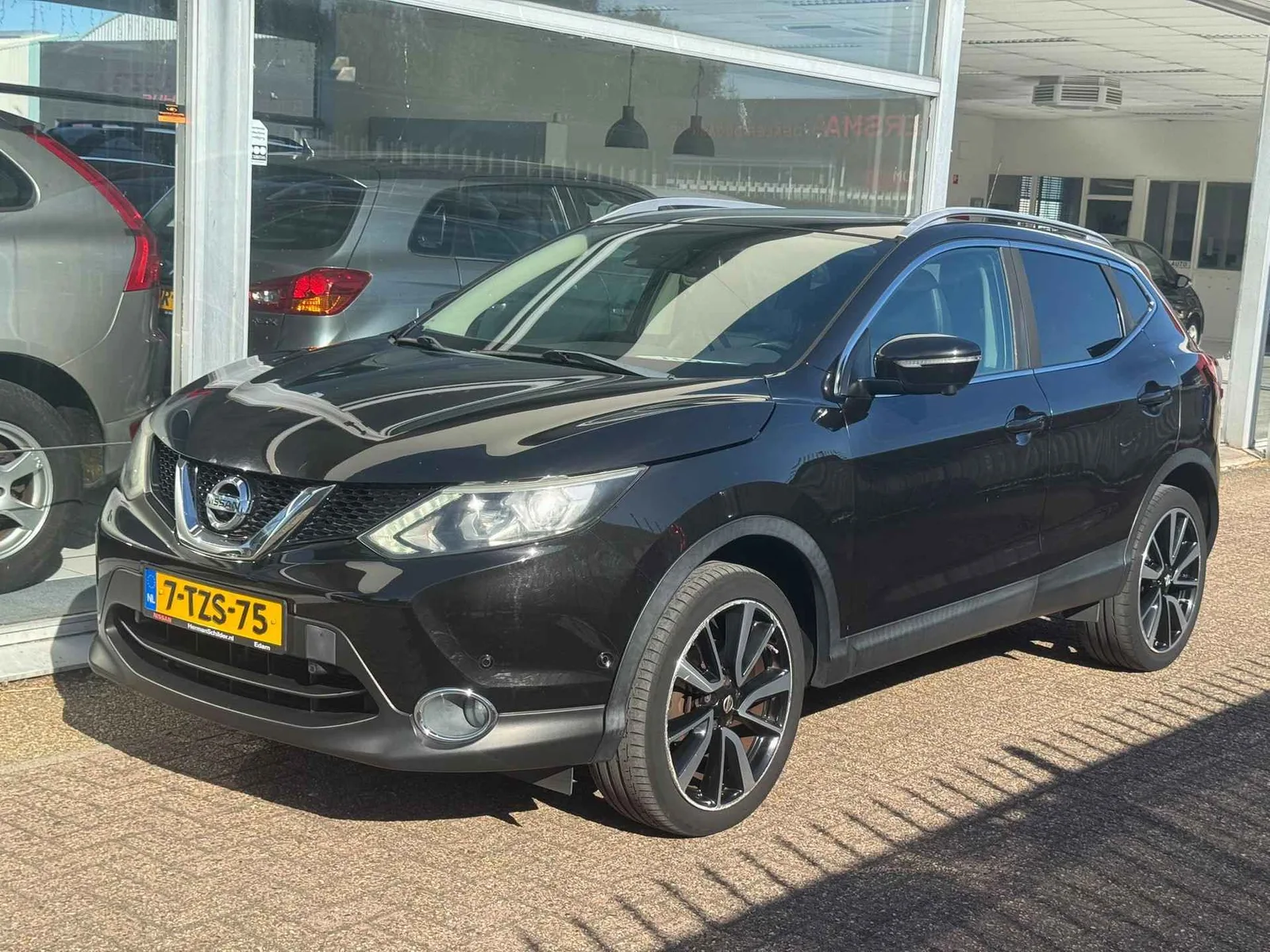 Nissan Qashqai (2014) — foto 1
