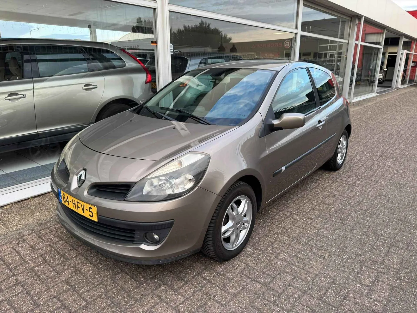 Renault Clio (2008) — foto 1