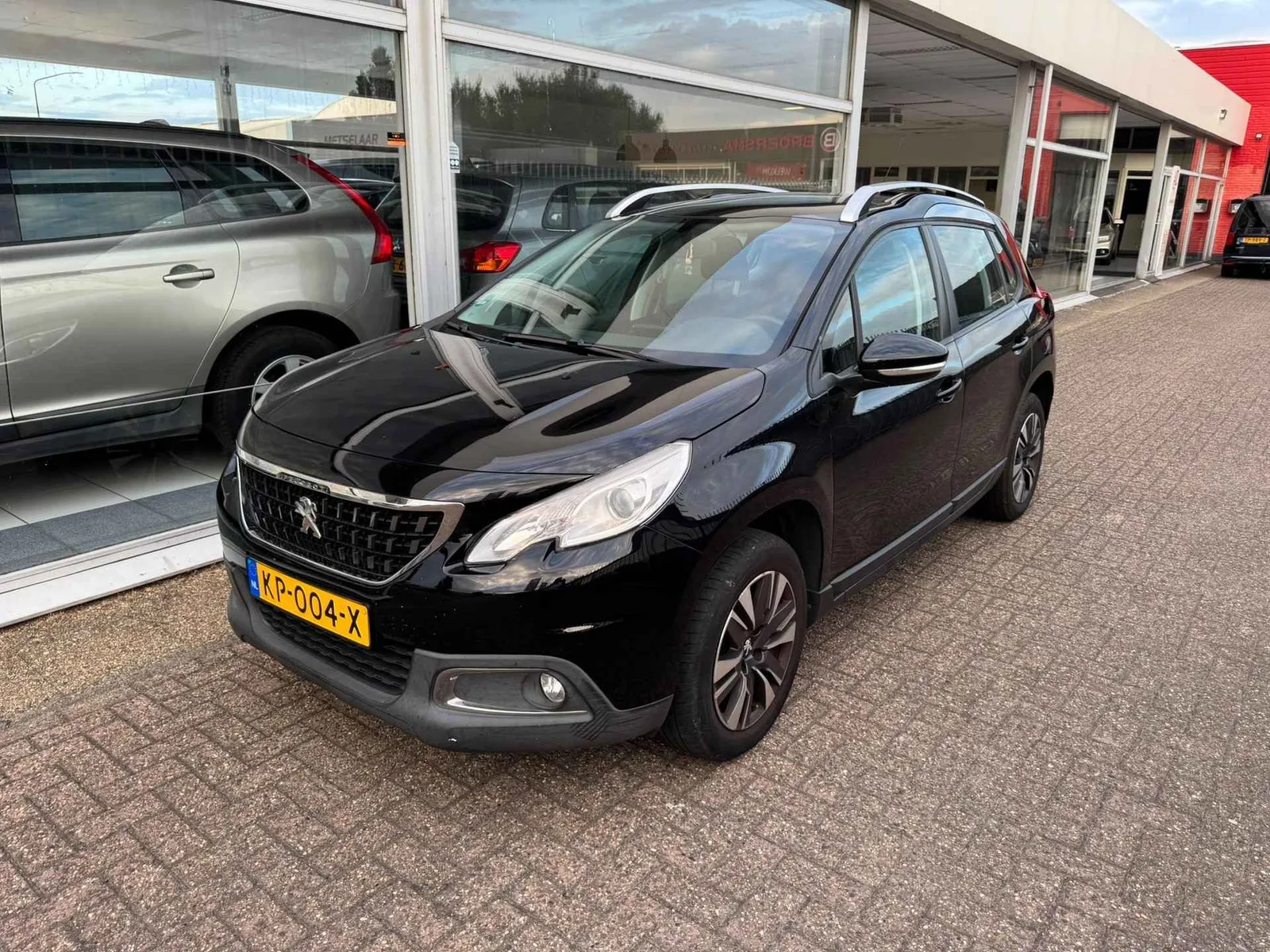 Peugeot 2008 (2016) — foto 1