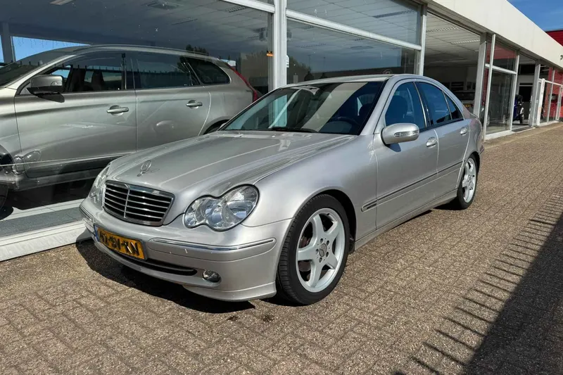 Mercedes-Benz C-Klasse (2004)