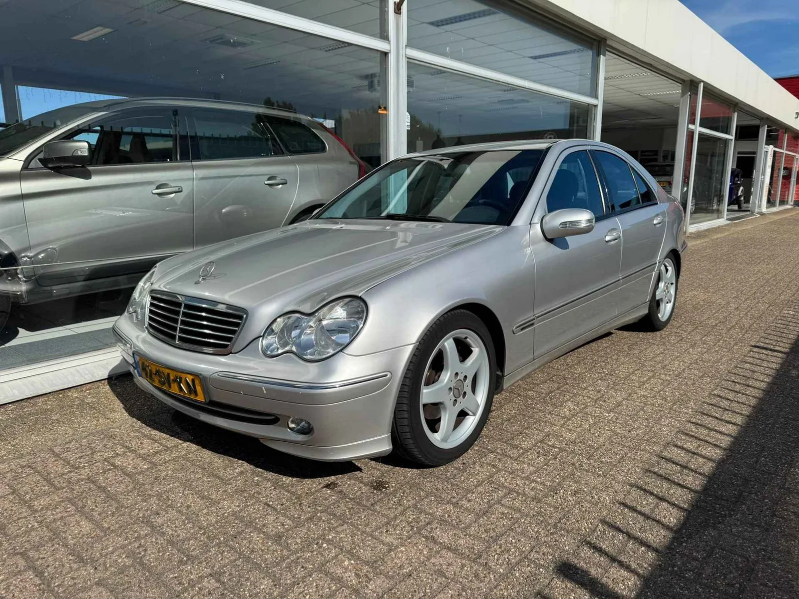 Mercedes-Benz C-Klasse (2004) — foto 1