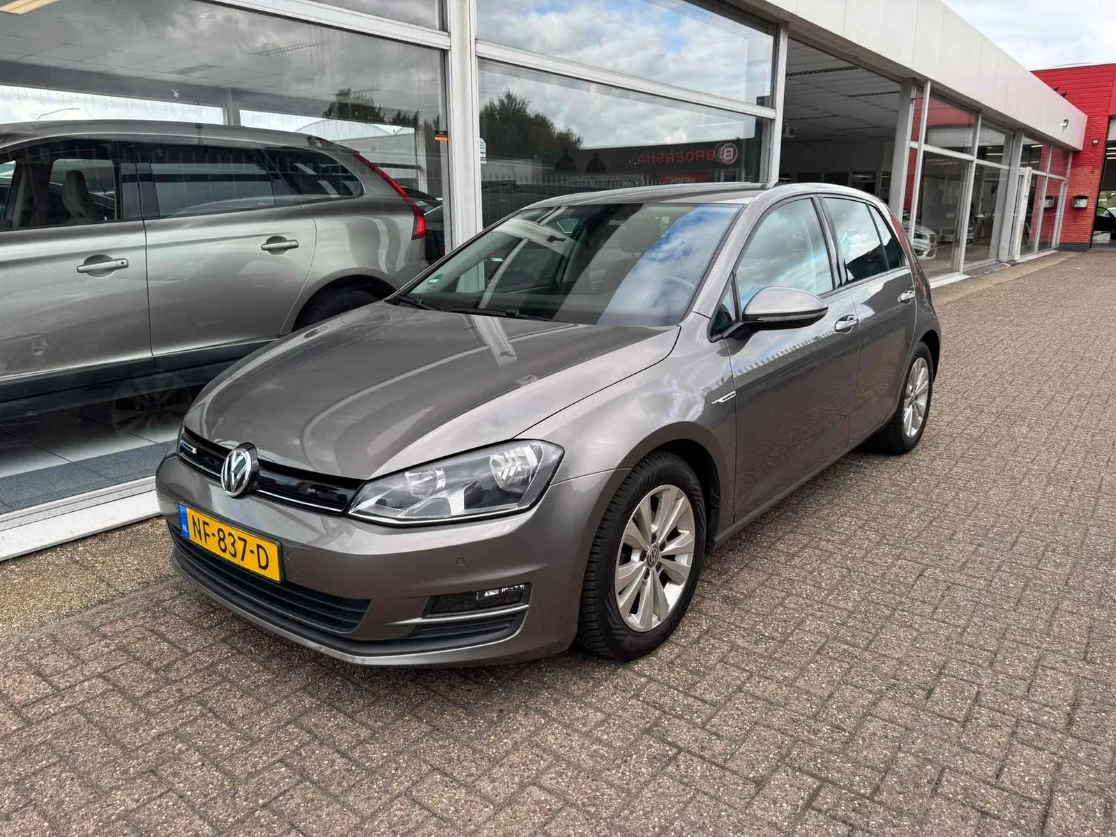 Volkswagen Golf (2017) — foto 1
