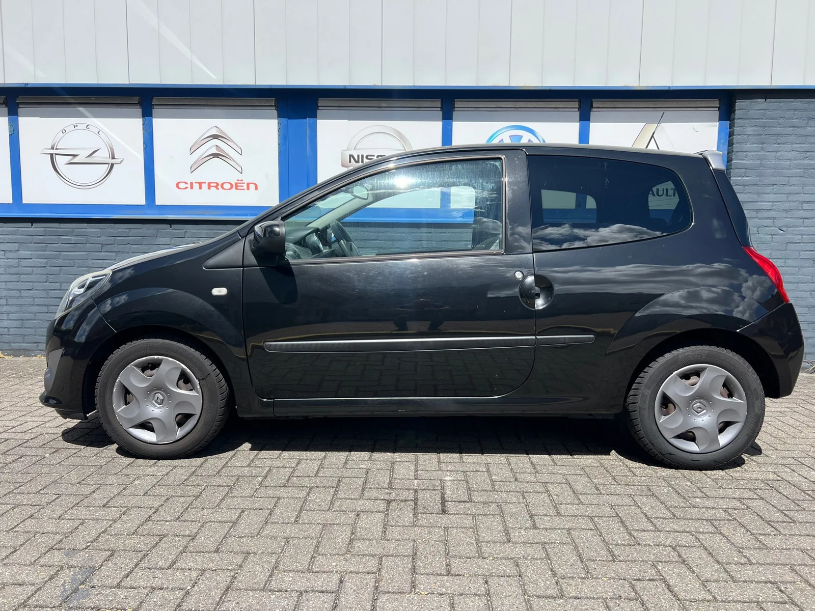Renault Twingo (2011) — foto 1