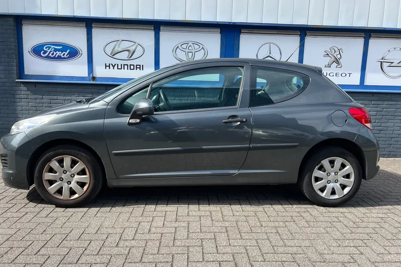 Peugeot 207 (2011)