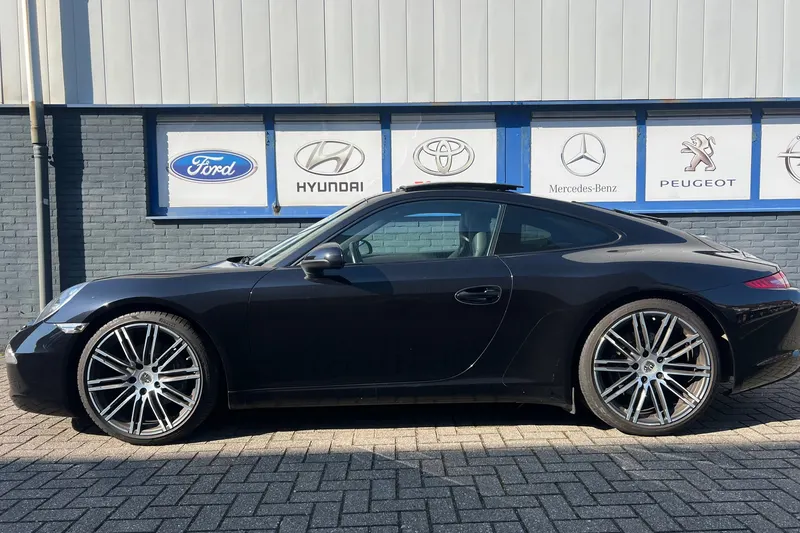 Porsche 911 (2016)