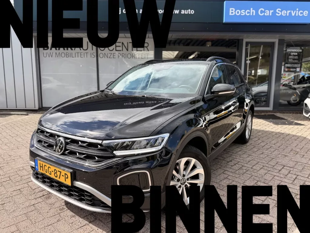 Volkswagen T-Roc (2025) — foto 1