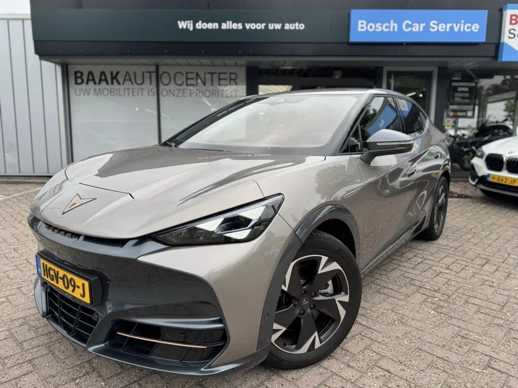 CUPRA Tavascan (2025) — foto 1