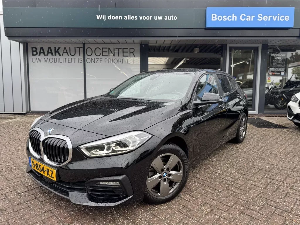 BMW 1-Serie (2023) — foto 1
