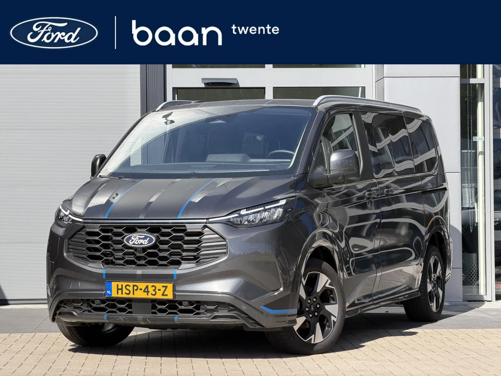 Ford Tourneo Custom (2025) — foto 1