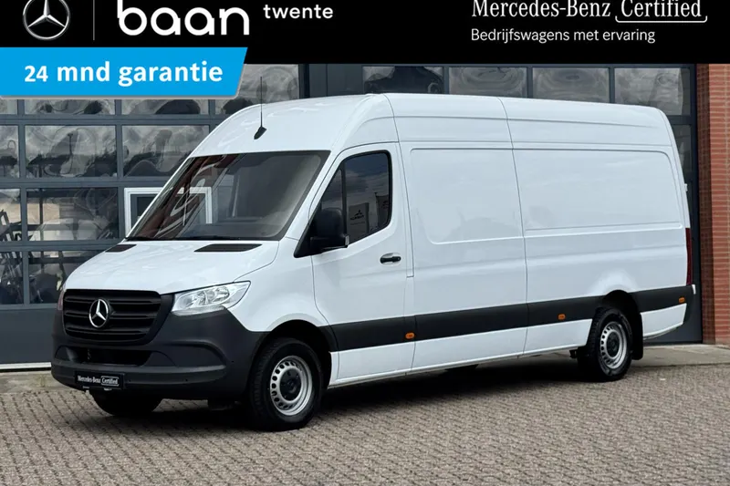 Mercedes-Benz Sprinter (2023)
