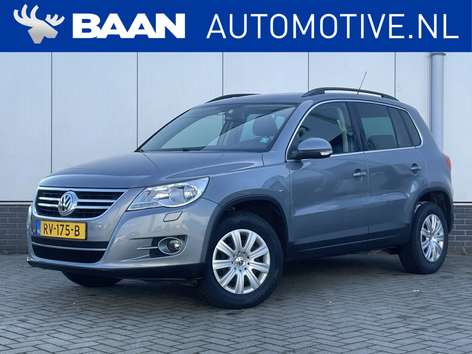 Volkswagen Tiguan (2008) — foto 1