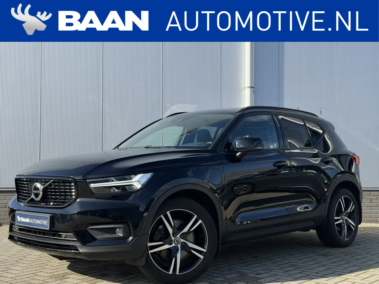 Volvo XC40 (2021) — foto 1