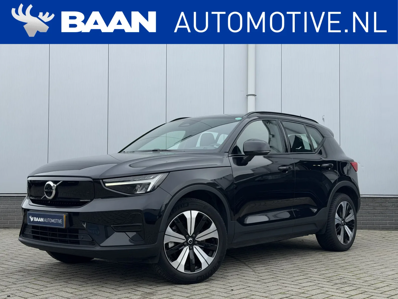 Volvo XC40 (2022) — foto 1