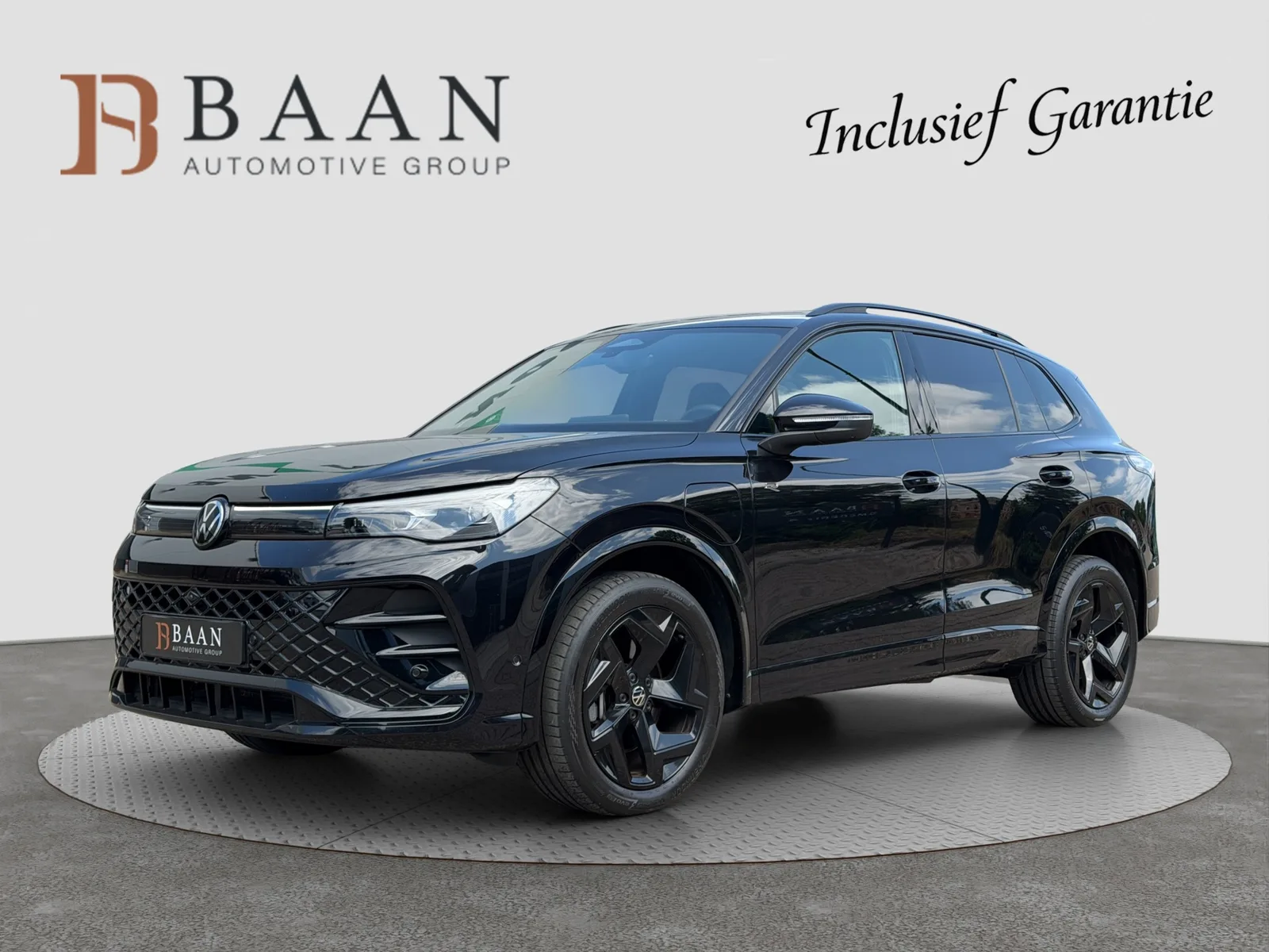 Volkswagen Tiguan (2024) — foto 1