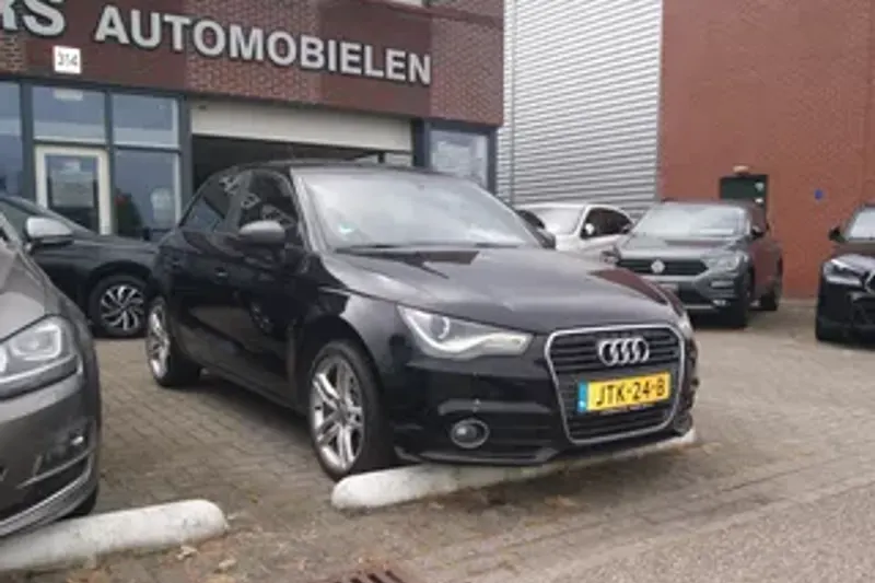 Audi A1 (2012)