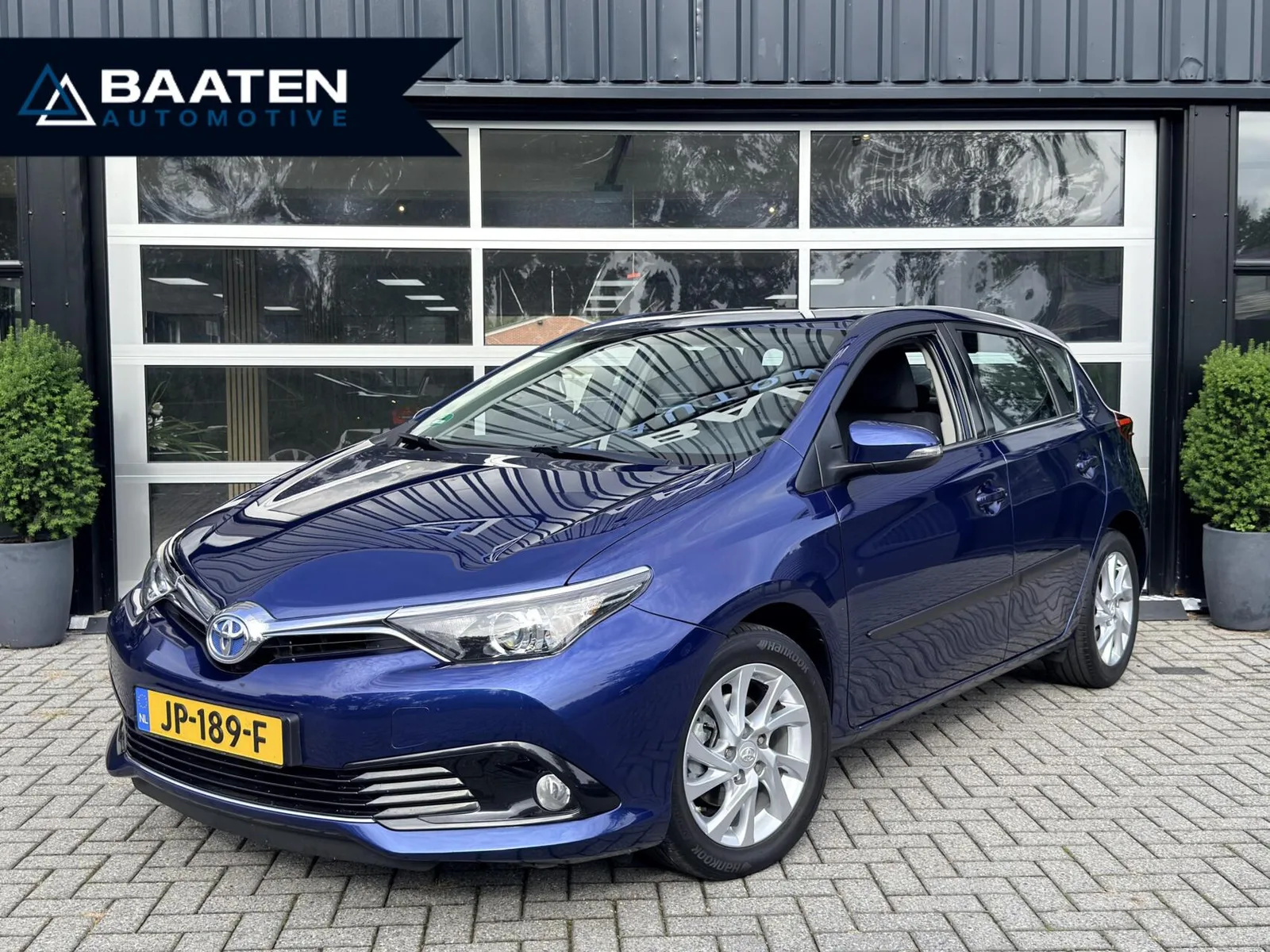 Toyota Auris (2016) — foto 1