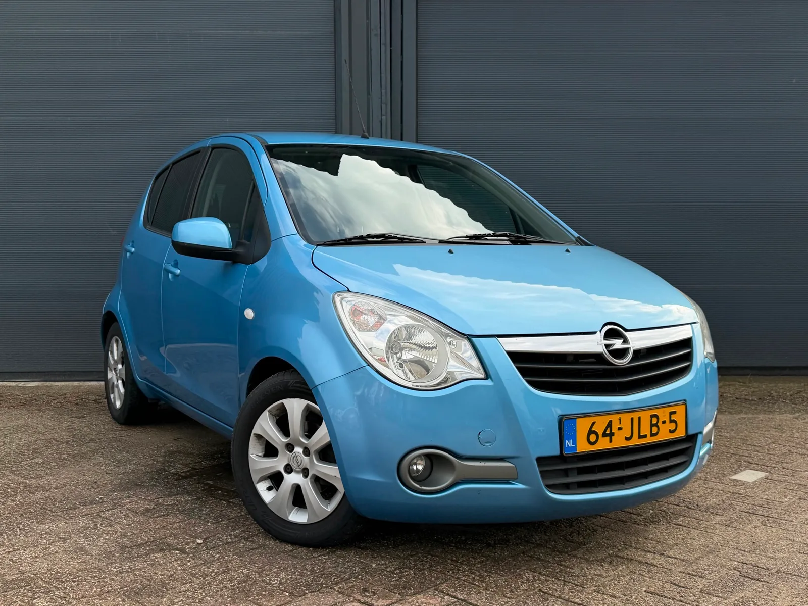 Opel Agila (2009) — foto 1