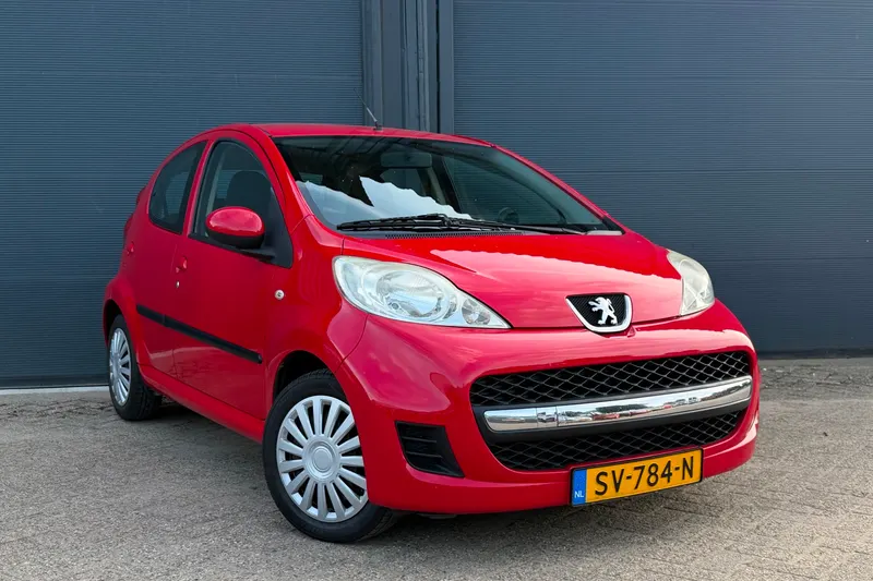 Peugeot 107 (2010)