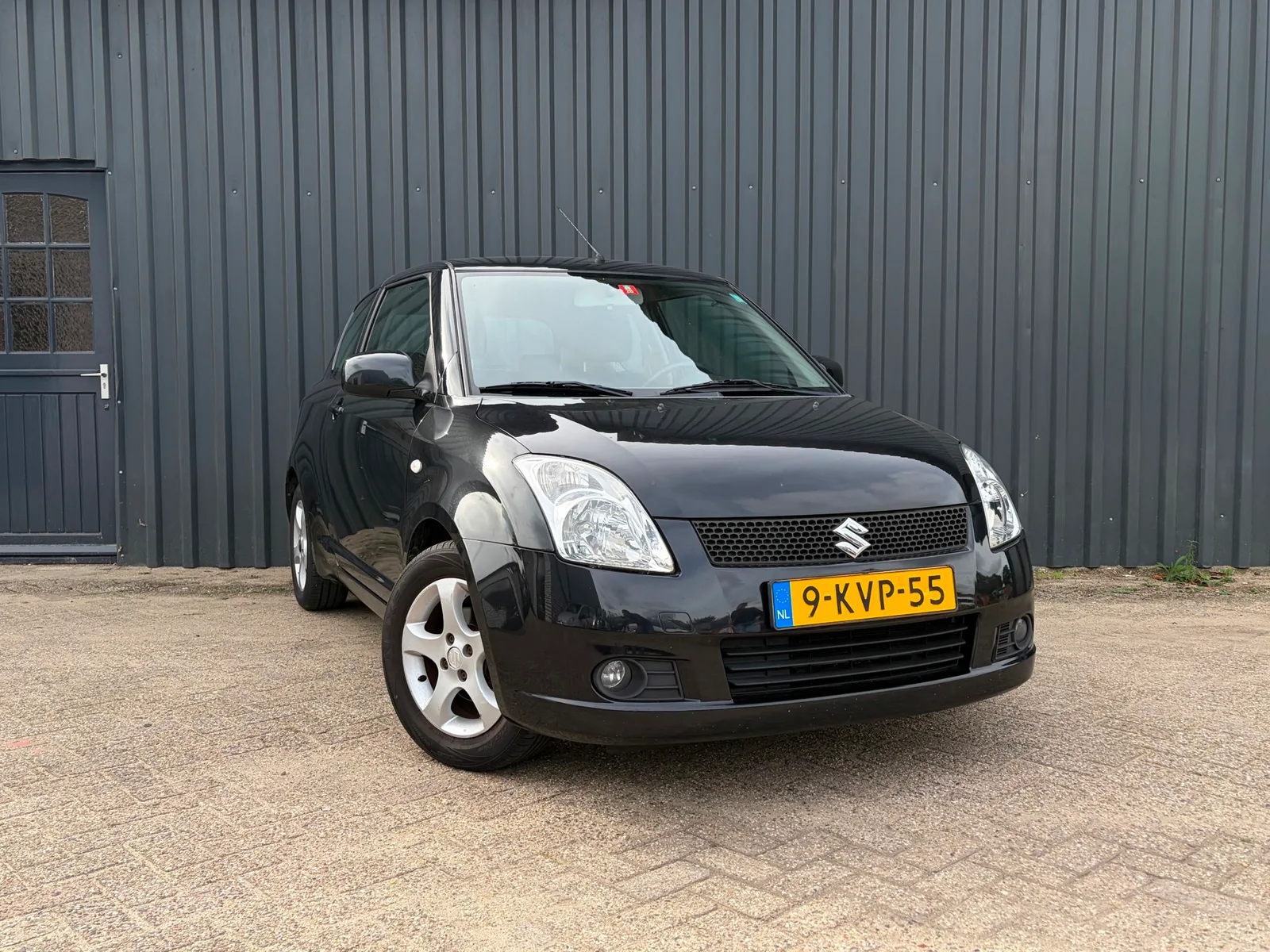 Suzuki Swift (2007) — foto 1