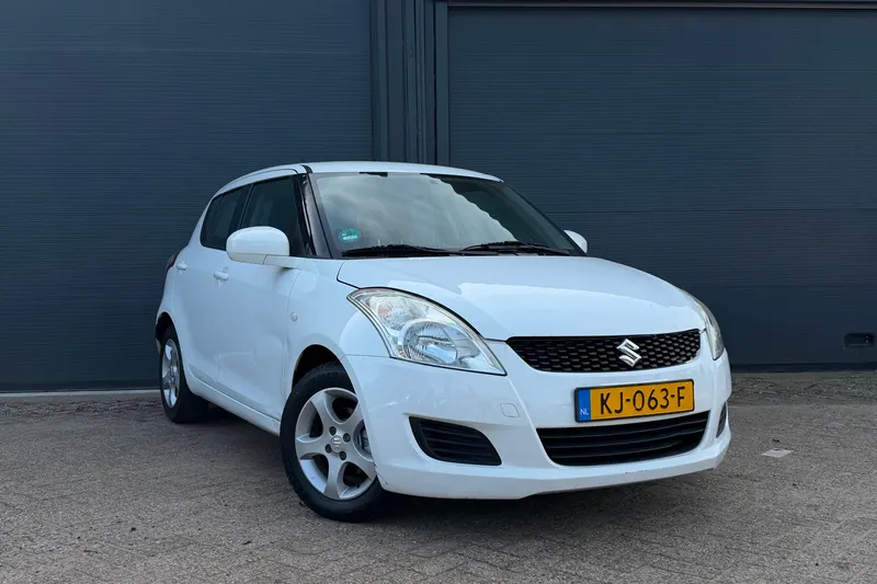 Suzuki Swift (2010)