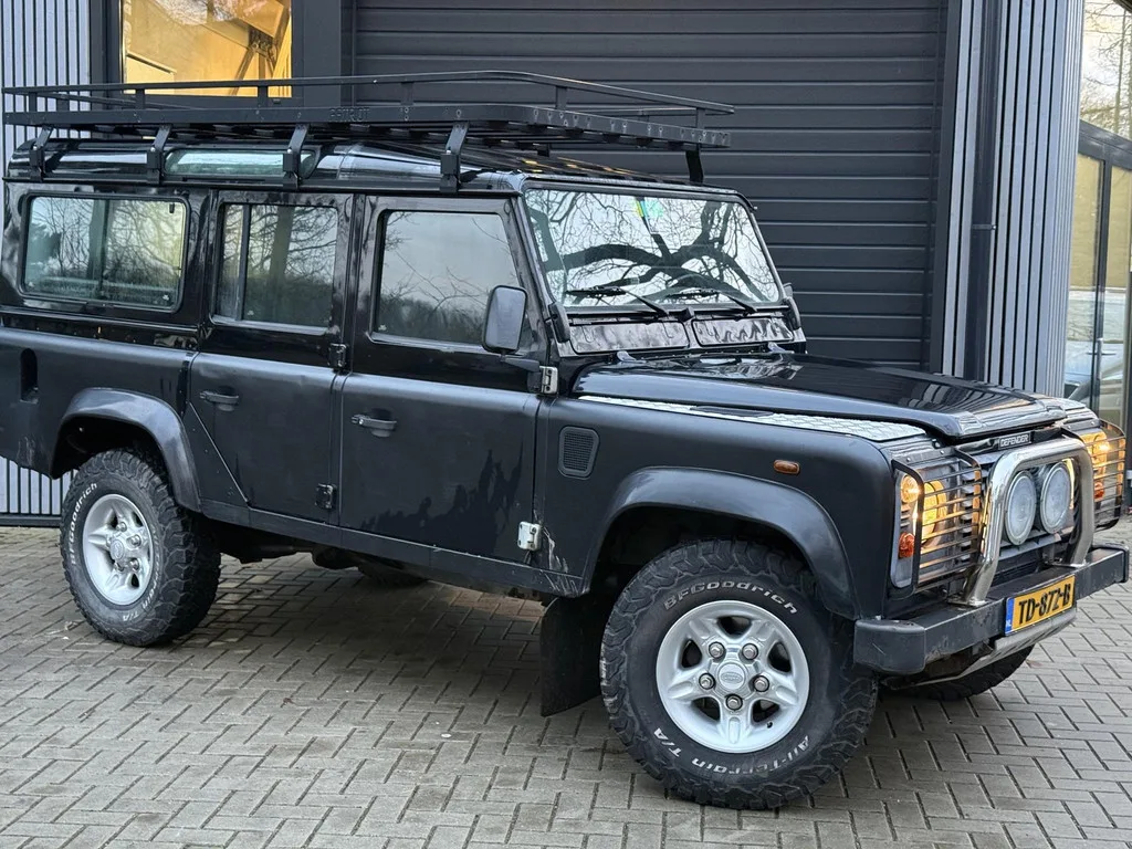 Land Rover Defender (2000) — foto 1