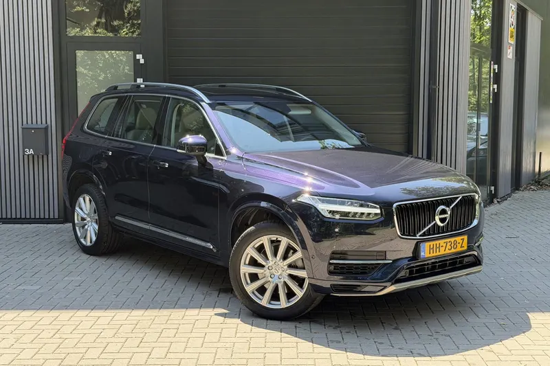Volvo XC90 (2015)