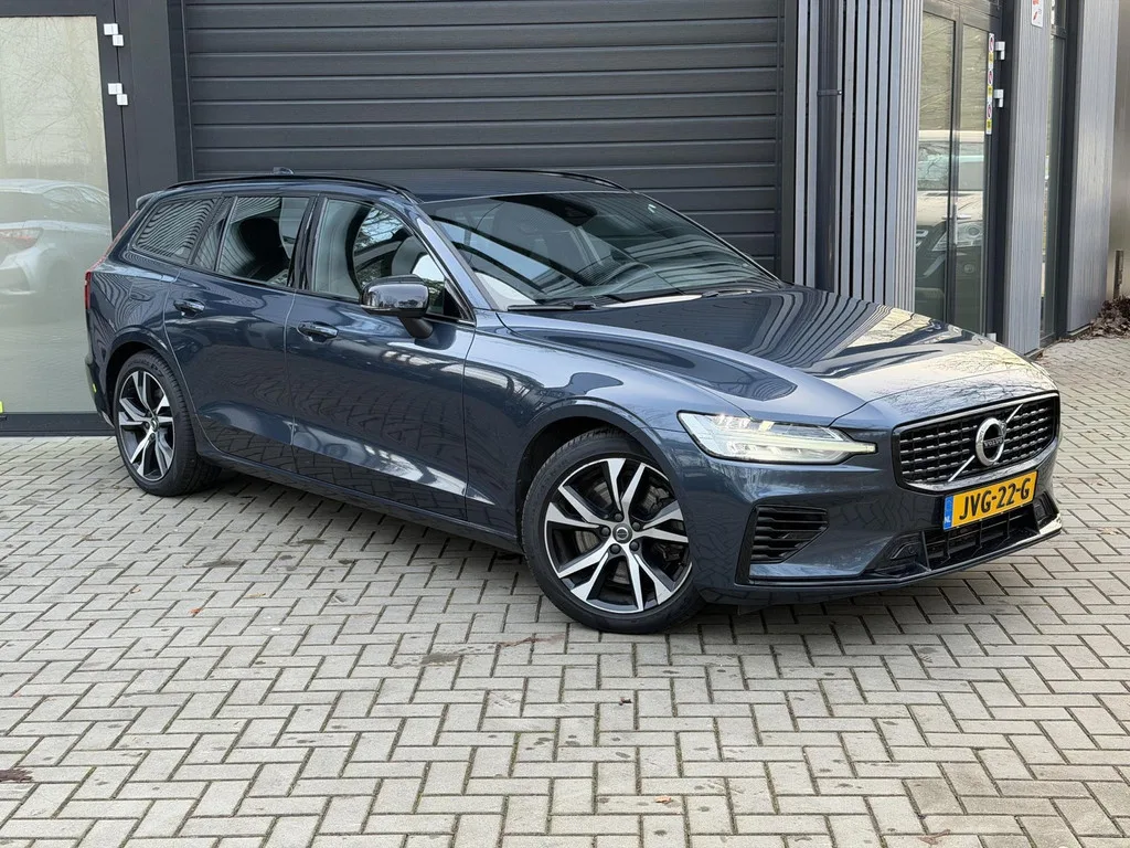 Volvo V60 (2021) — foto 1