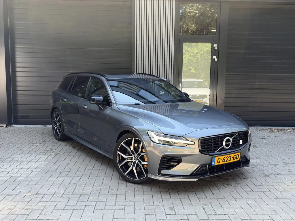 Volvo V60 (2019) — foto 1