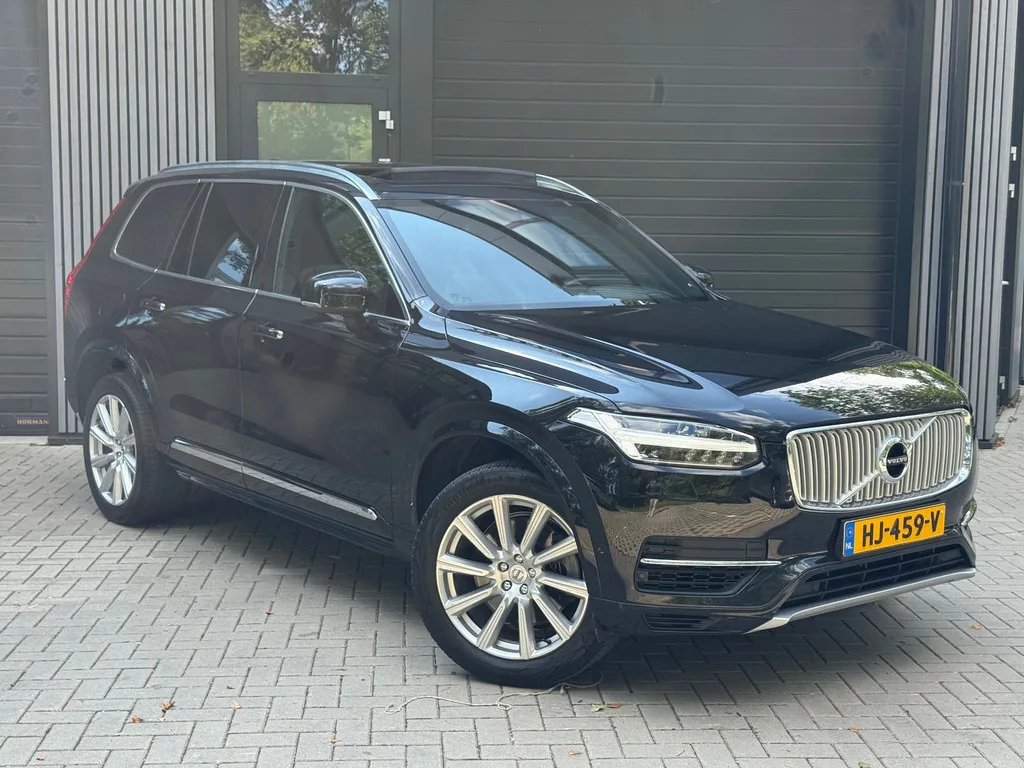 Volvo XC90 (2015) — foto 1