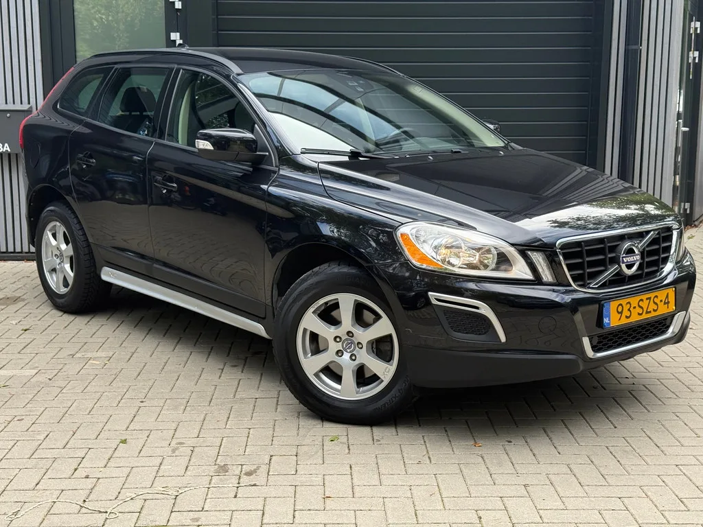 Volvo XC60 (2012) — foto 1