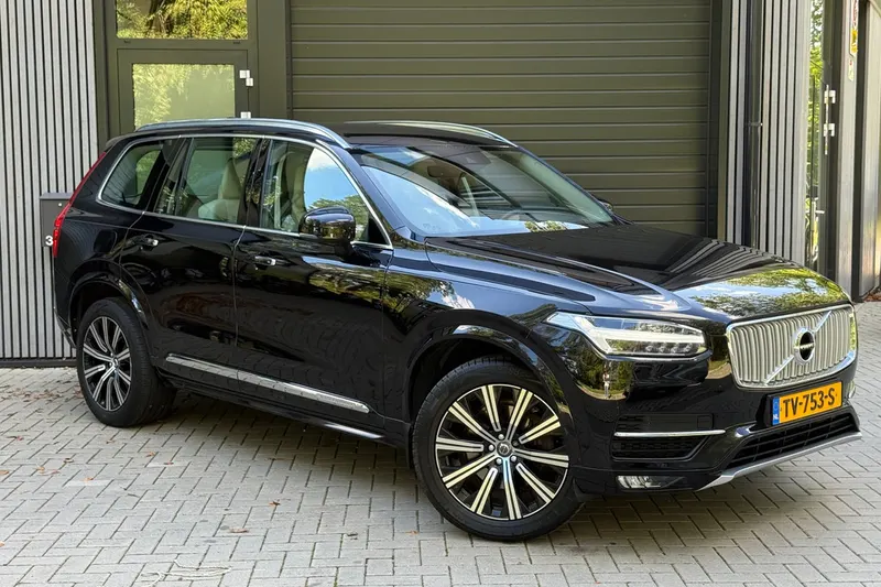 Volvo XC90 (2016)