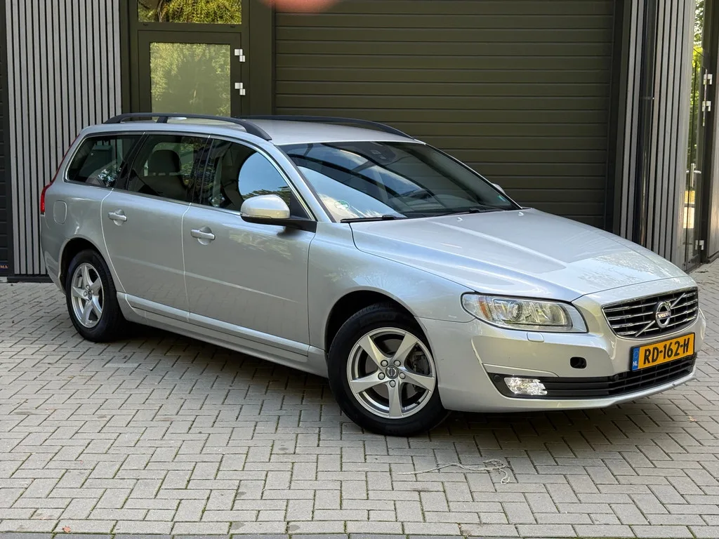 Volvo V70 (2016) — foto 1