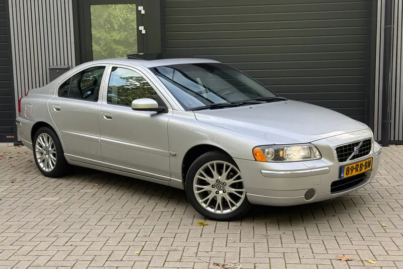 Volvo S60 (2005)