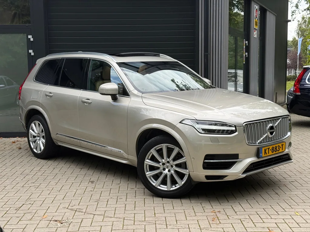 Volvo XC90 (2016) — foto 1