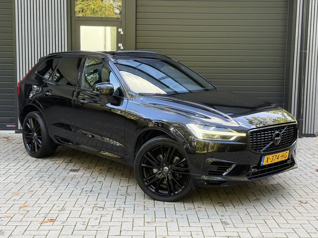 Volvo XC60 (2018) — foto 1
