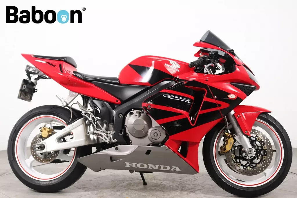 Honda CBR600RR (2003) — foto 1