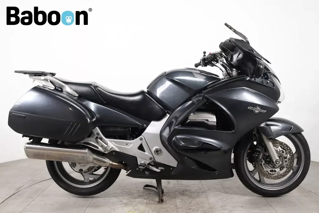 Honda ST 1300 PAN European (2006) — foto 1