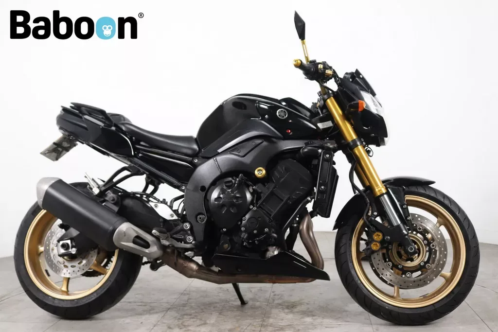 Yamaha FZ8-N (2011) — foto 1