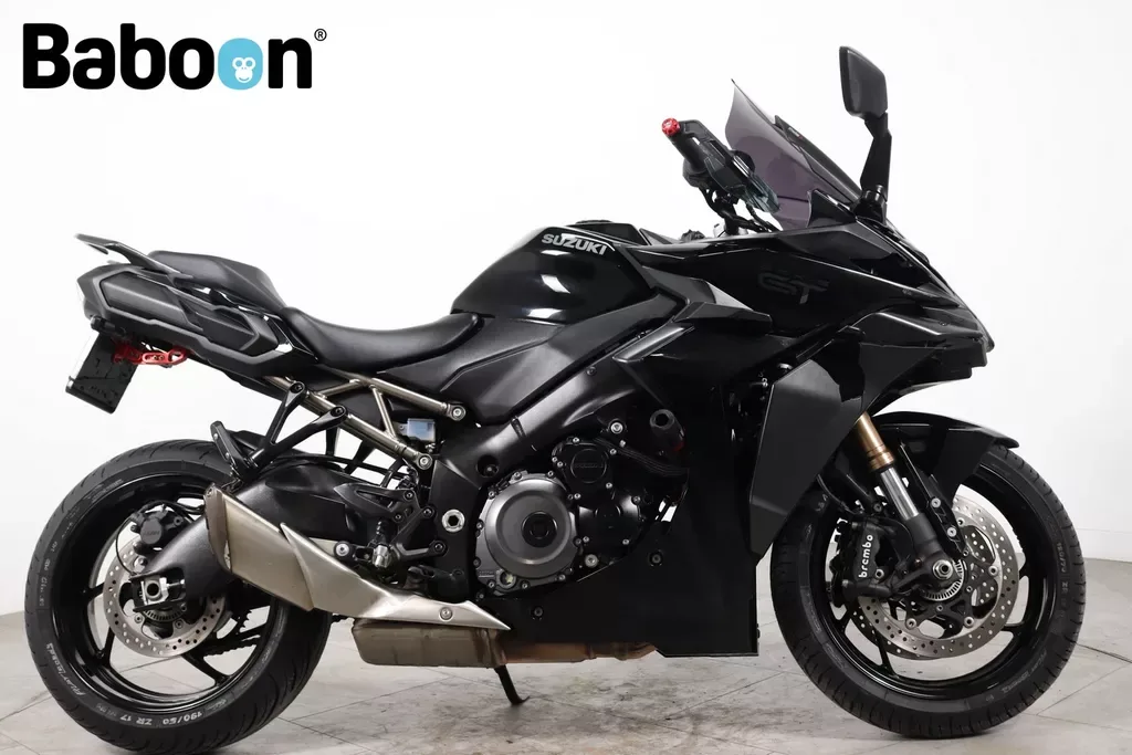 Suzuki GSX-S1000GT (2022) — foto 1