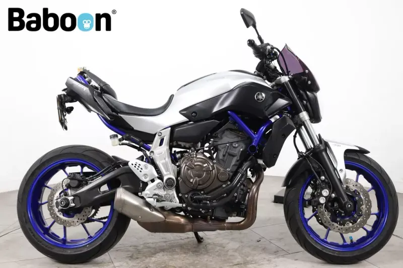 Yamaha MT-07 (2015)