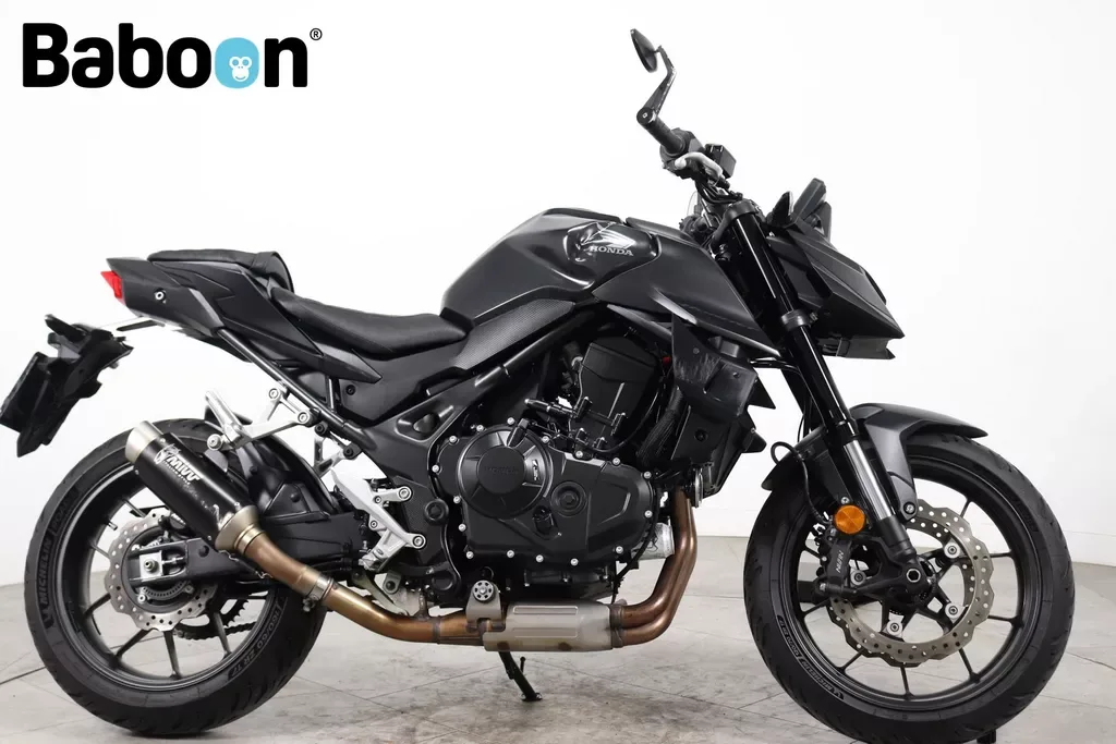 Honda CB 750 Hornet (2025) — foto 1