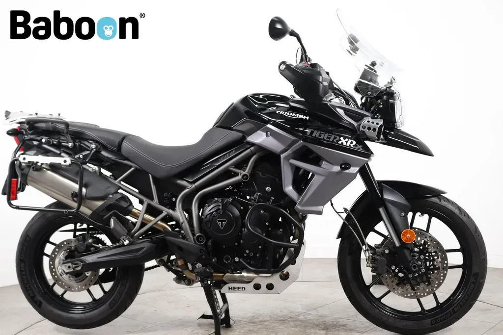 Triumph Tiger 800 XRX (2017) — foto 1